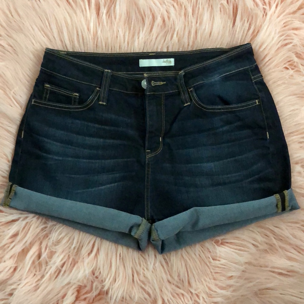 Daytrip Refined High Waist Cuffed Shorts Size 29